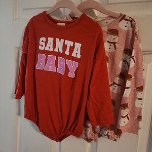 Spearmint Love SIIX Christmas T- Shirt Bubble Onesie Bundle 18-24 Months